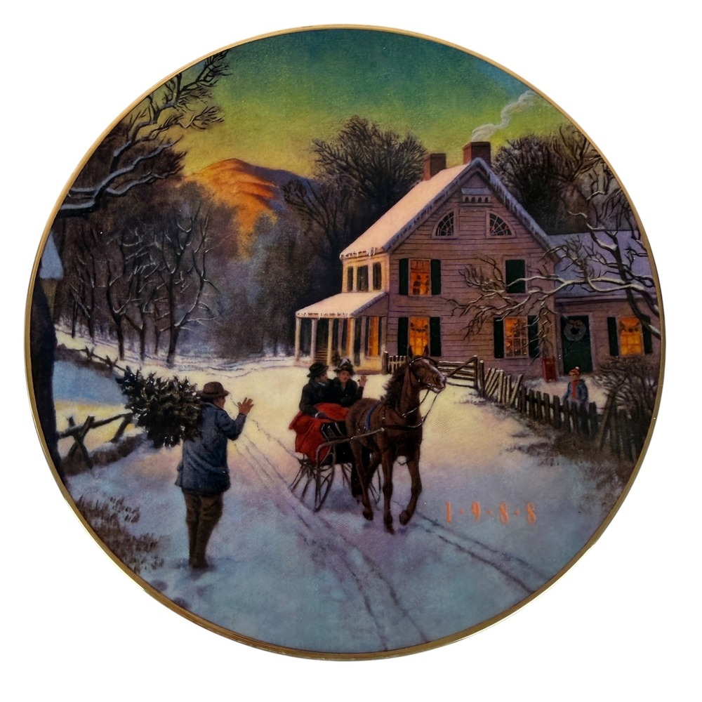Avon‎ 1988 Christmas Plate Home for the Holidays 22K Gold Trim Porcelain 8 inch